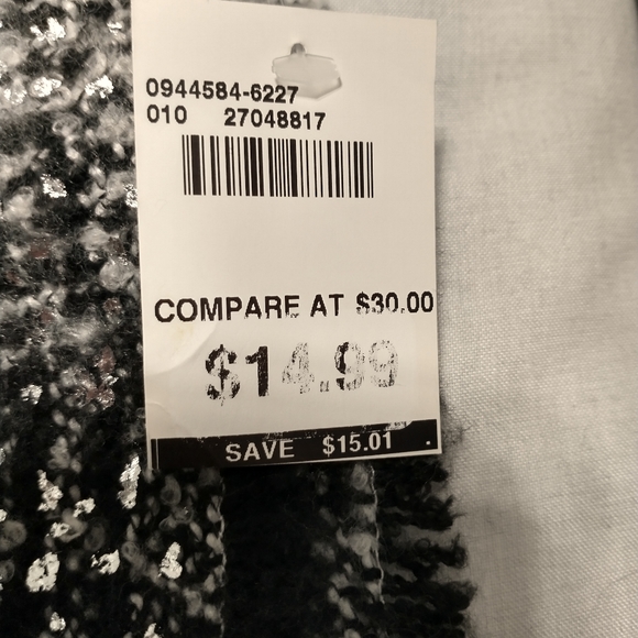 🟢 3/$11 Scarf, Headband, and Glove Set - Picture 4 of 5